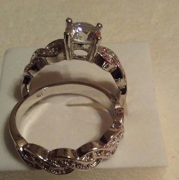 Wedding ring set - Picture 3 of 4